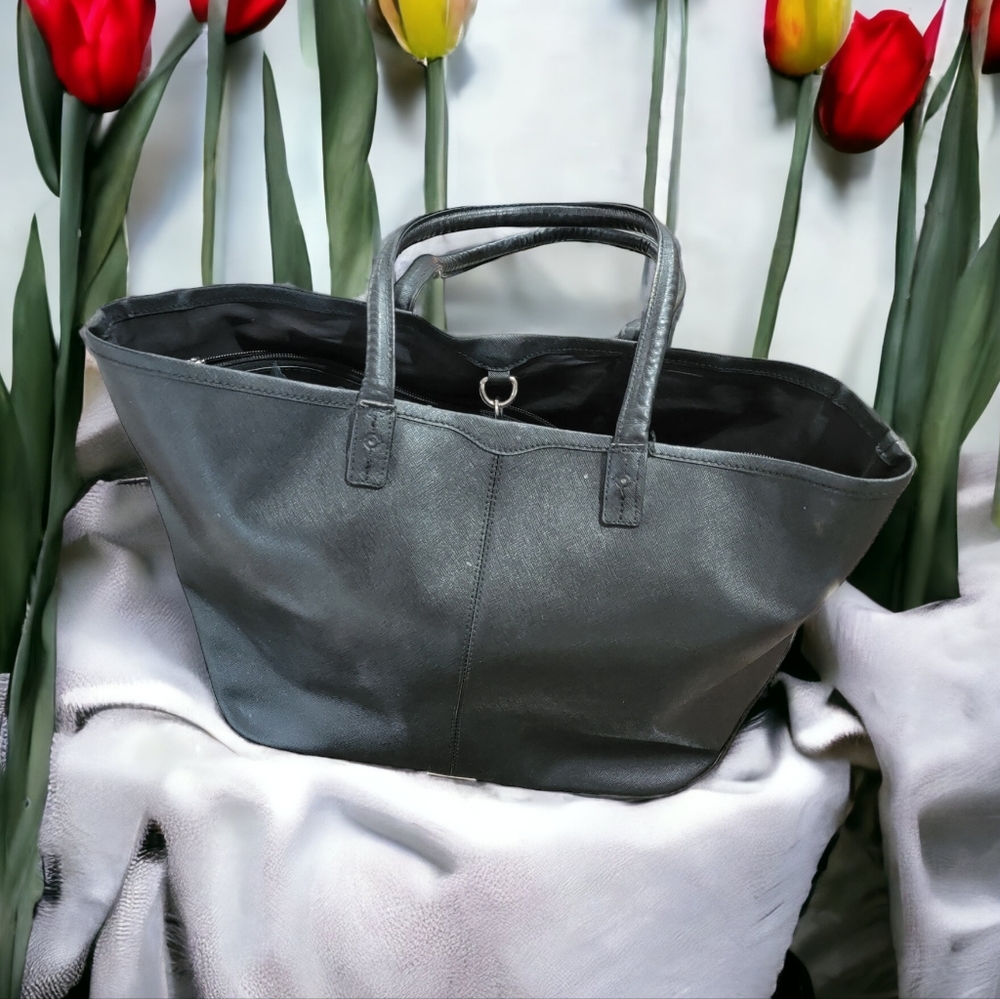 Rebecca Minkoff Beautiful Extra Large Black Purse